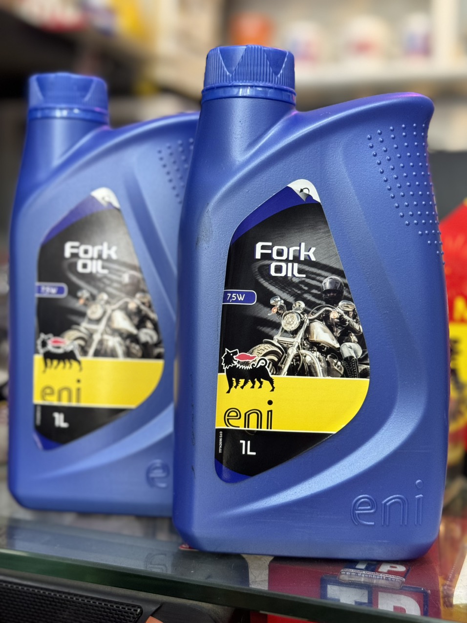 Dầu phuộc nhún Eni 7.5W 1L