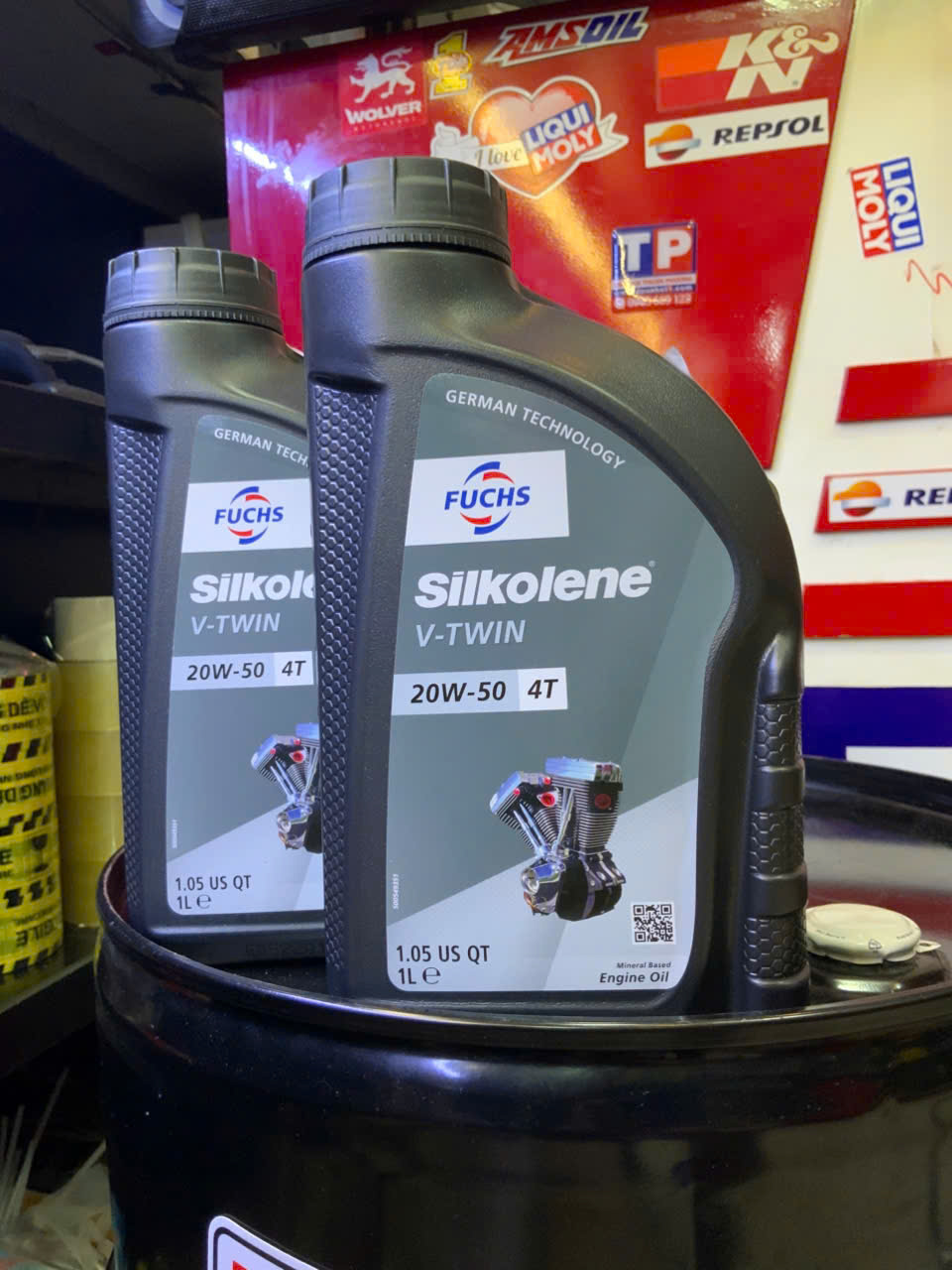 Nhớt V-tiwn 20W50 Fuchs Silkolene 1L
